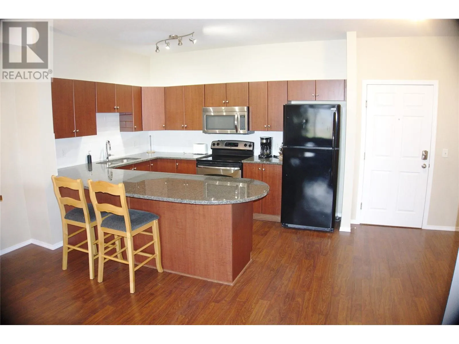 1875 Country Club Drive Unit# 1316