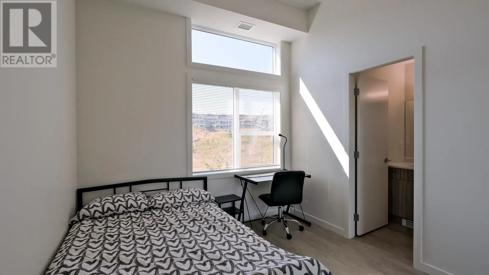 625 Academy Way Unit# PH11