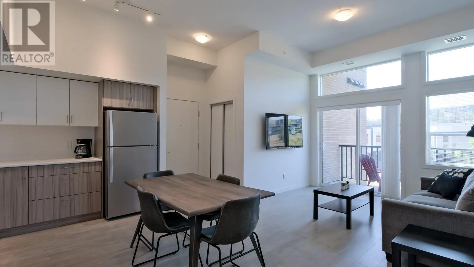 625 Academy Way Unit# PH11