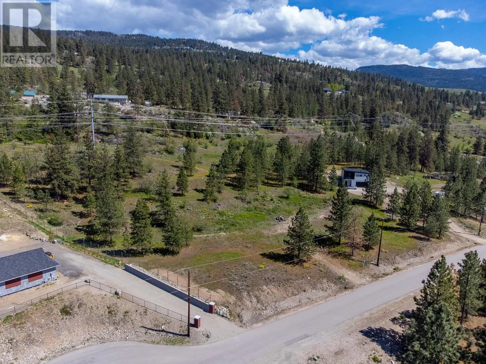 5157 Whitetail Drive