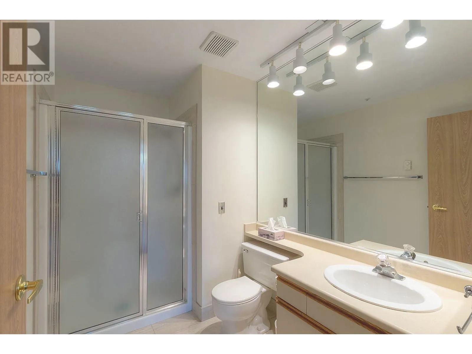 1045 Sutherland Avenue Unit# 152
