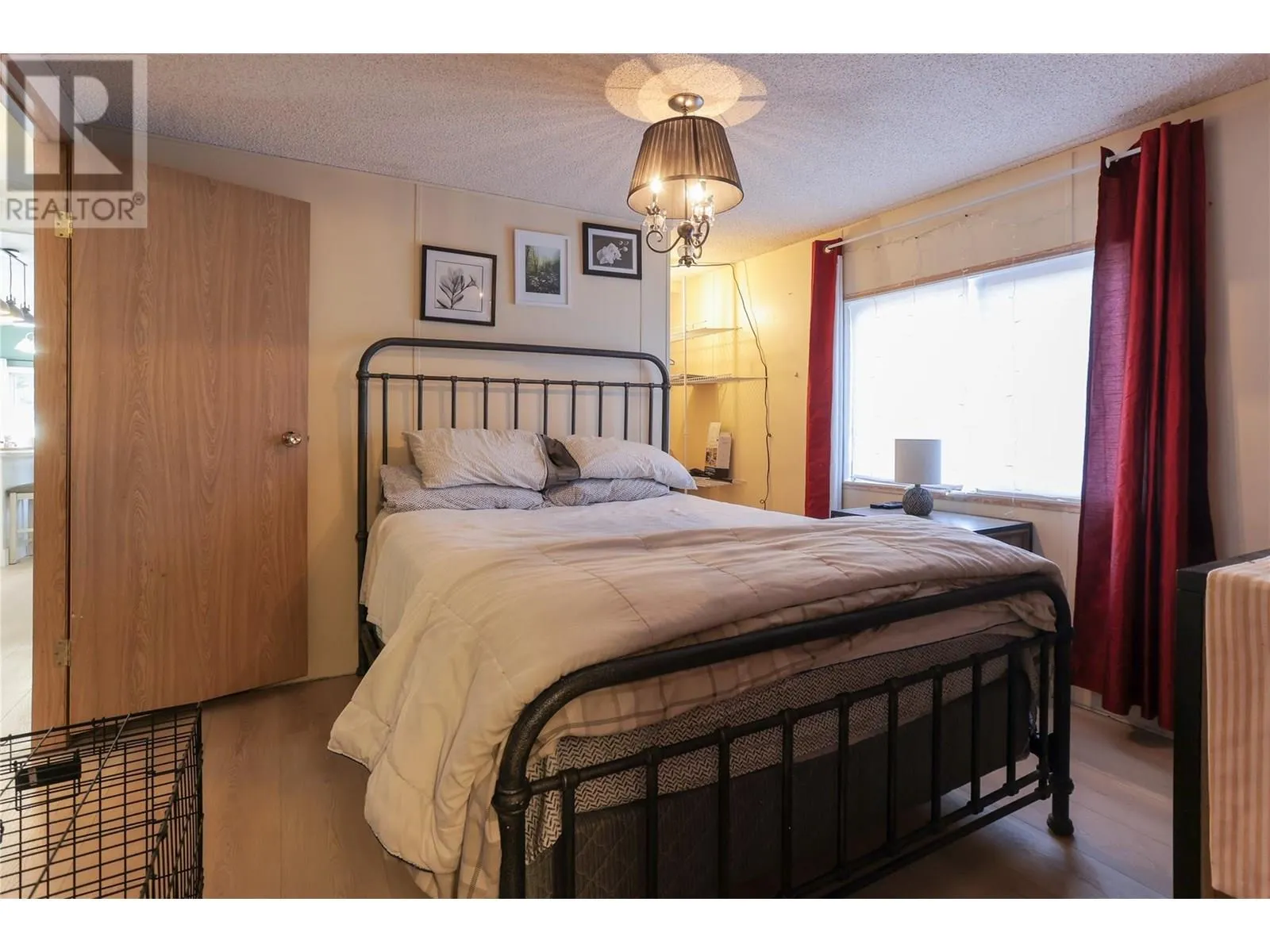 4366 Poplar Ridge Crescent