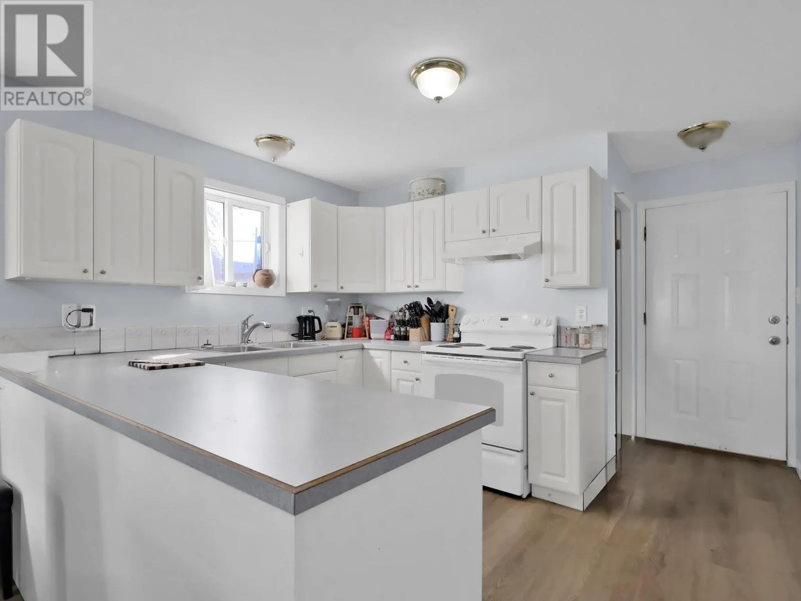 654 Wade Avenue W Unit# #101 & #102