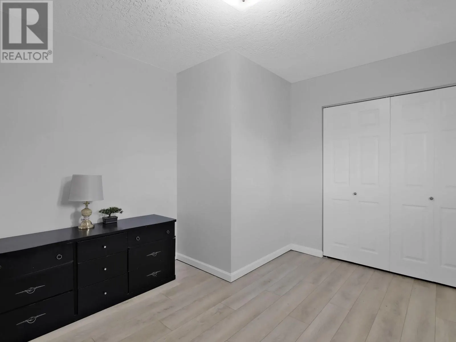 654 Wade Avenue W Unit# #101 & #102