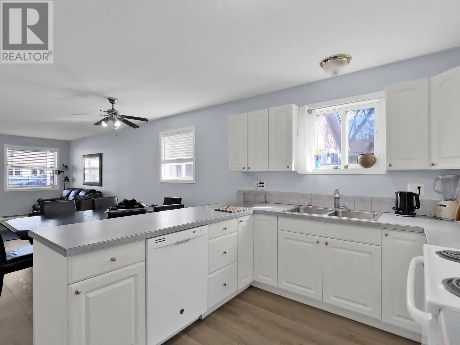 654 Wade Avenue W Unit# #101 & #102