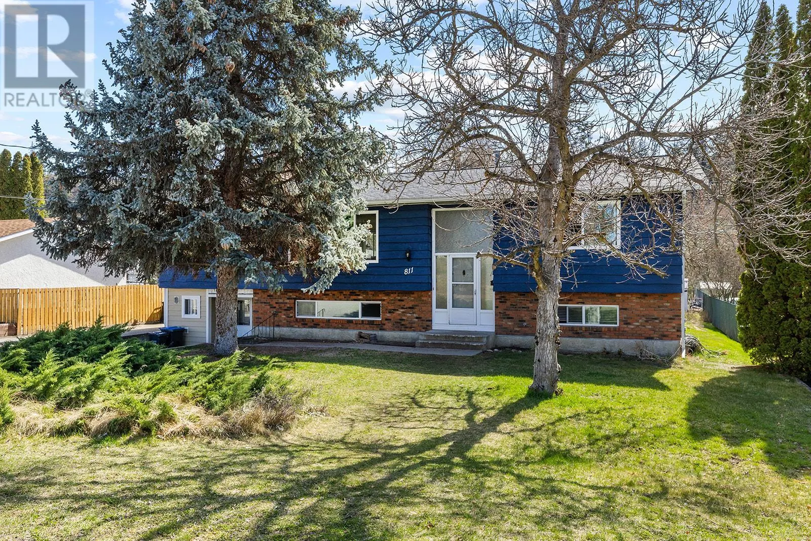 811 Tamarack Drive