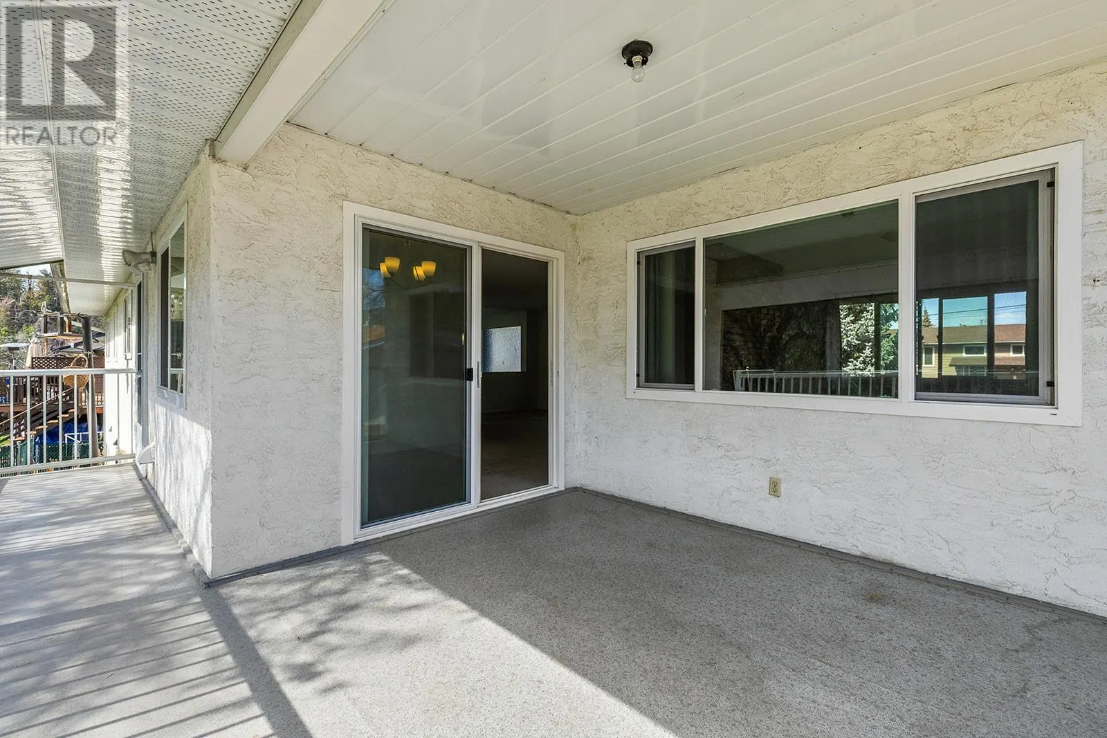 811 Tamarack Drive