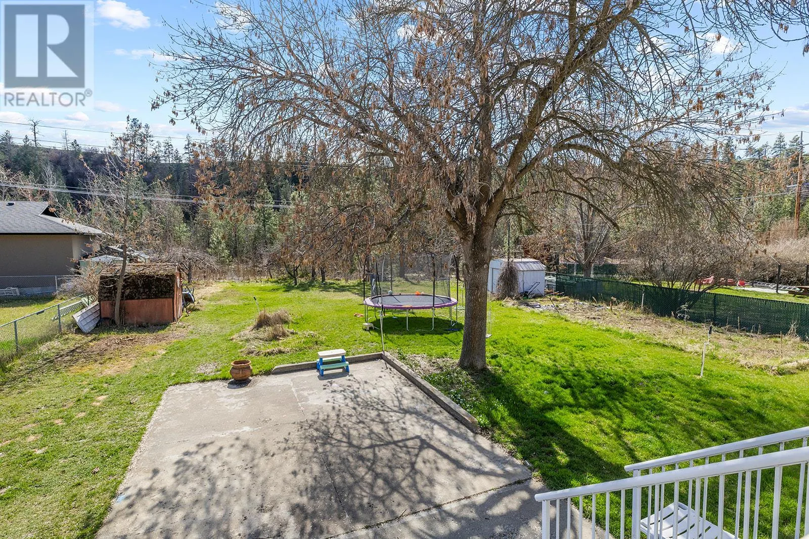 811 Tamarack Drive