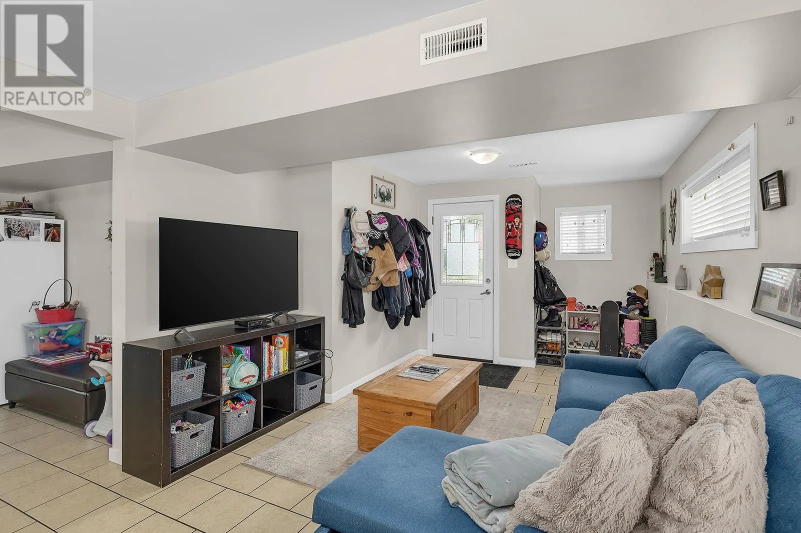811 Tamarack Drive