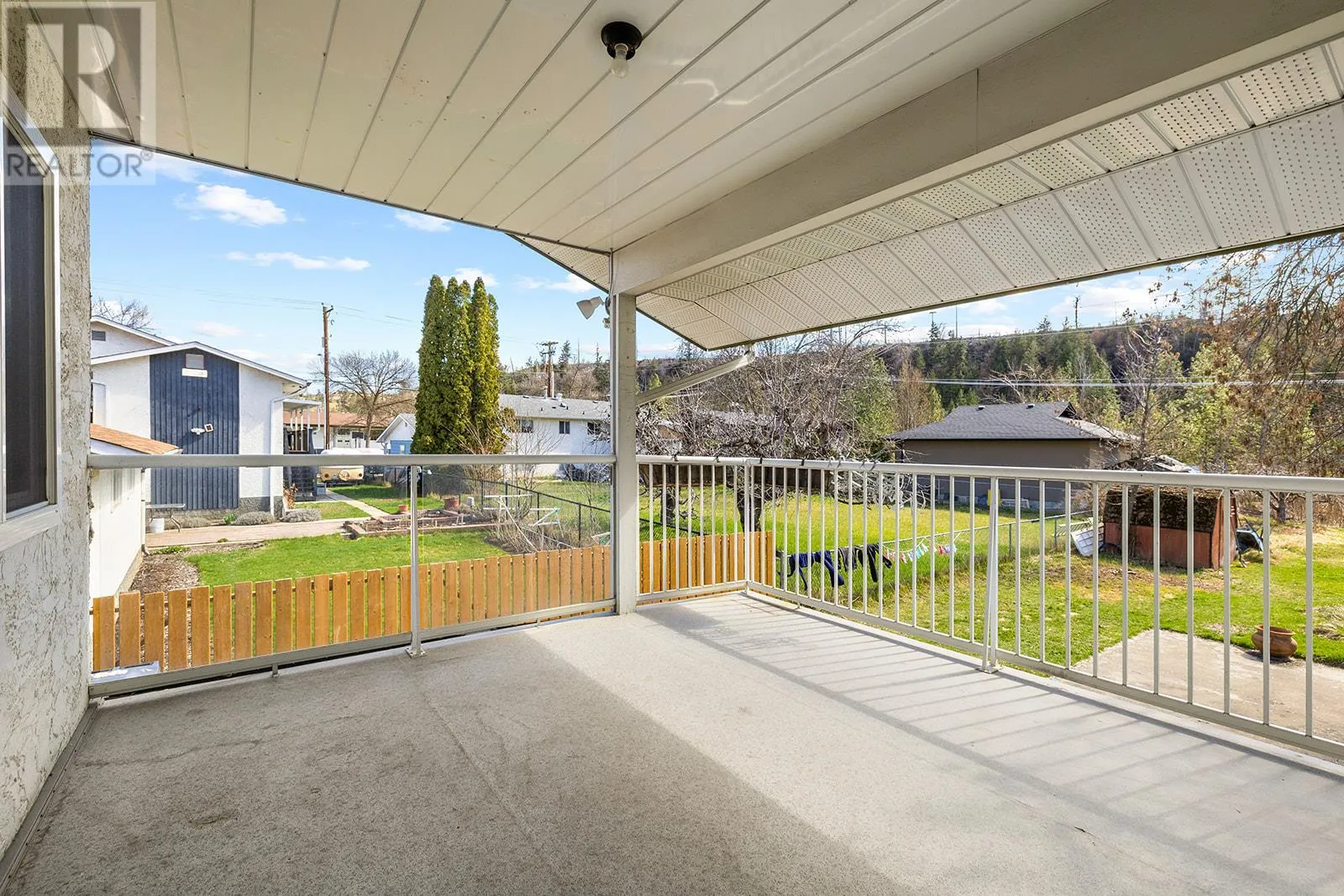 811 Tamarack Drive