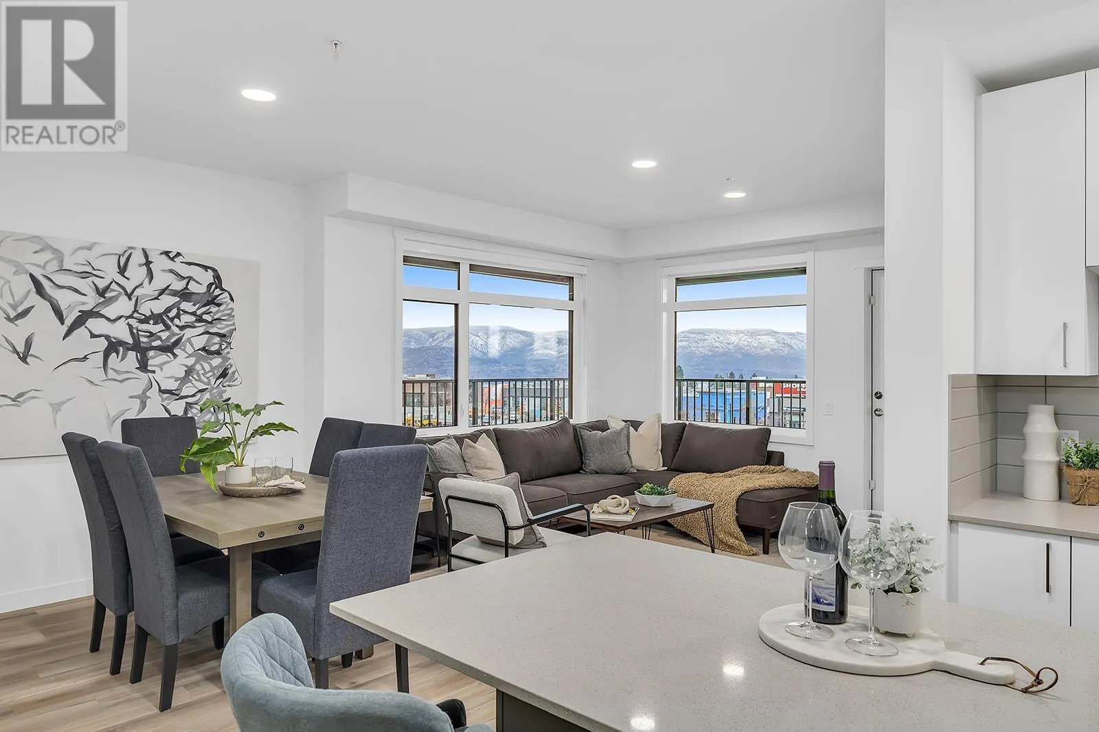 1111 Frost Road Unit# 215