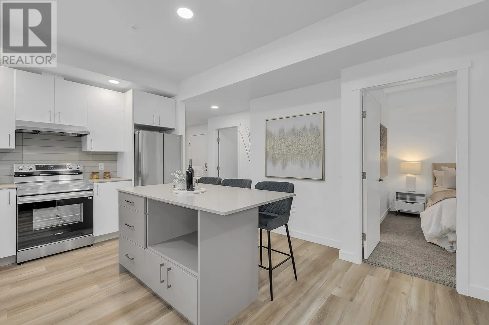 1111 Frost Road Unit# 215