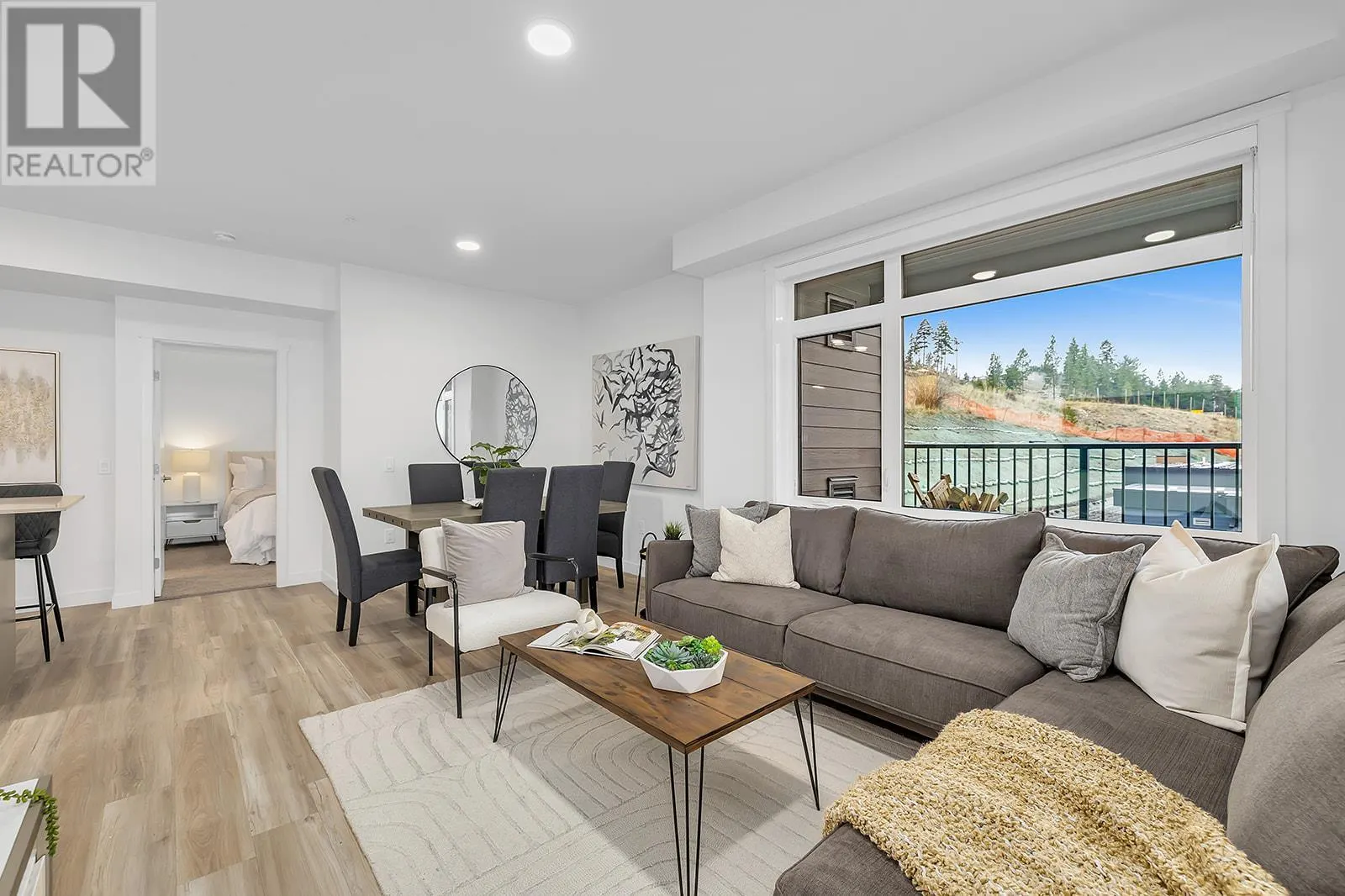 1111 Frost Road Unit# 215