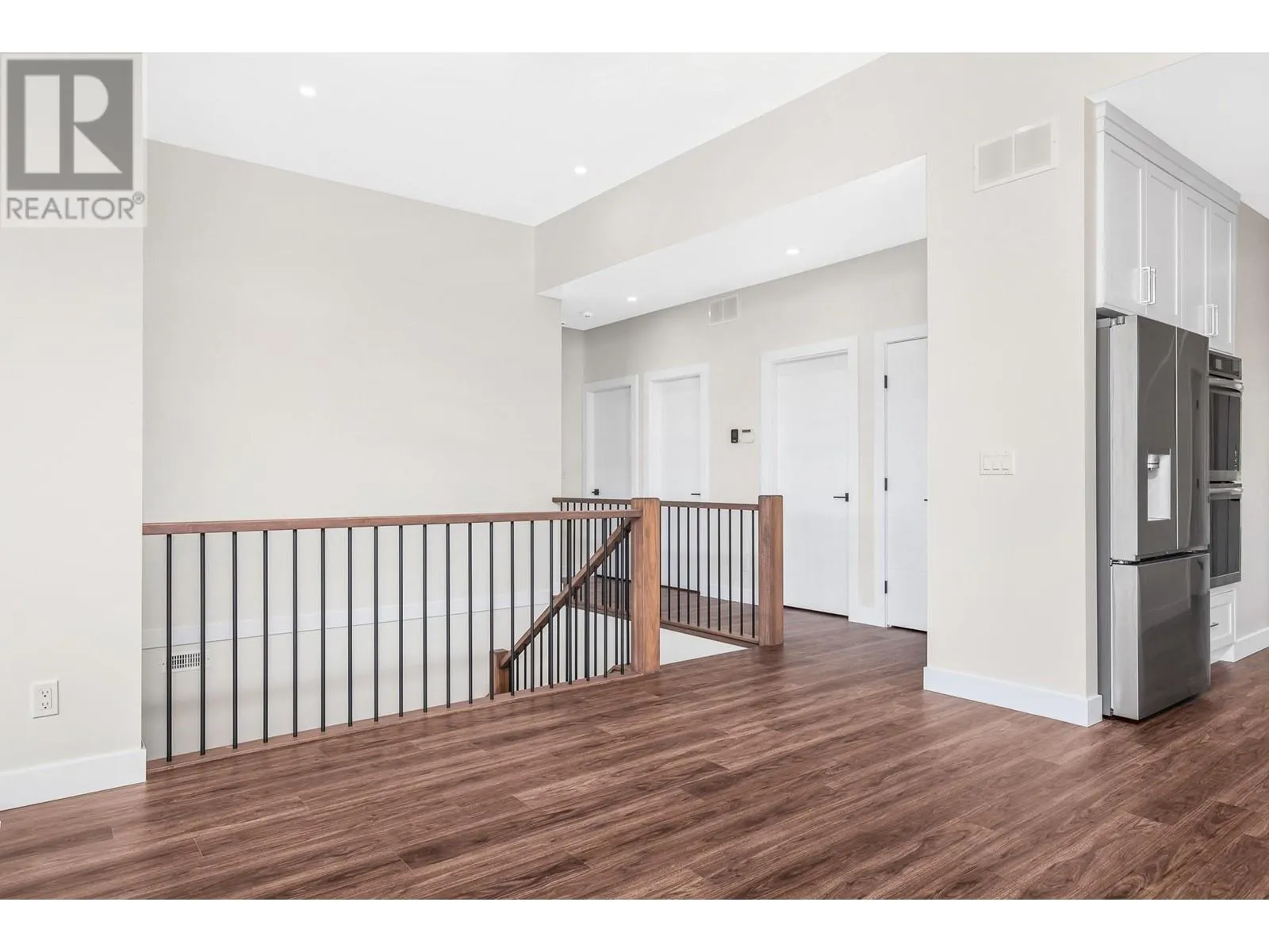 8909 Cherry Lane