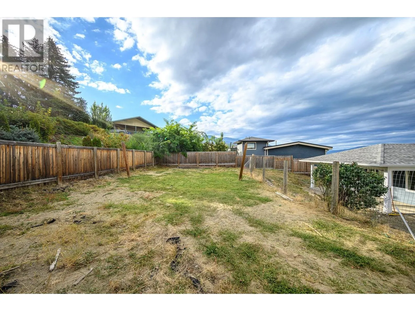 8909 Cherry Lane
