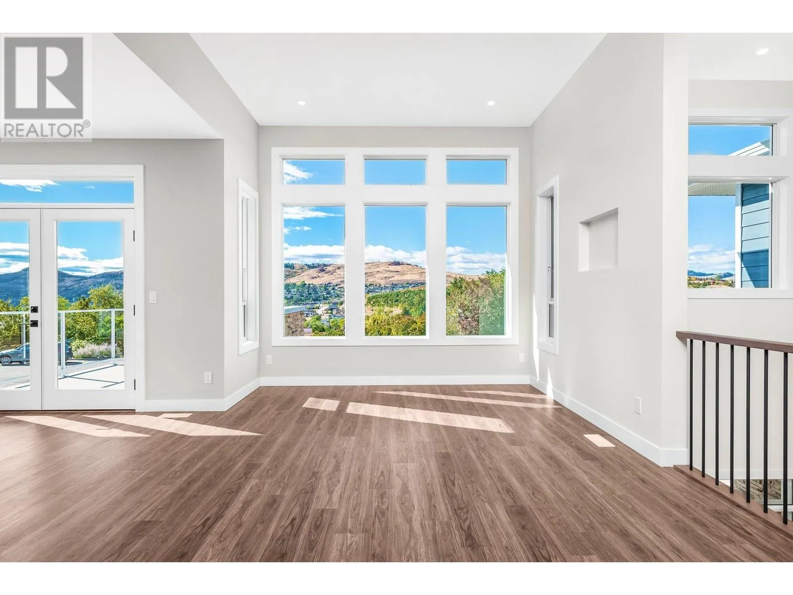8909 Cherry Lane