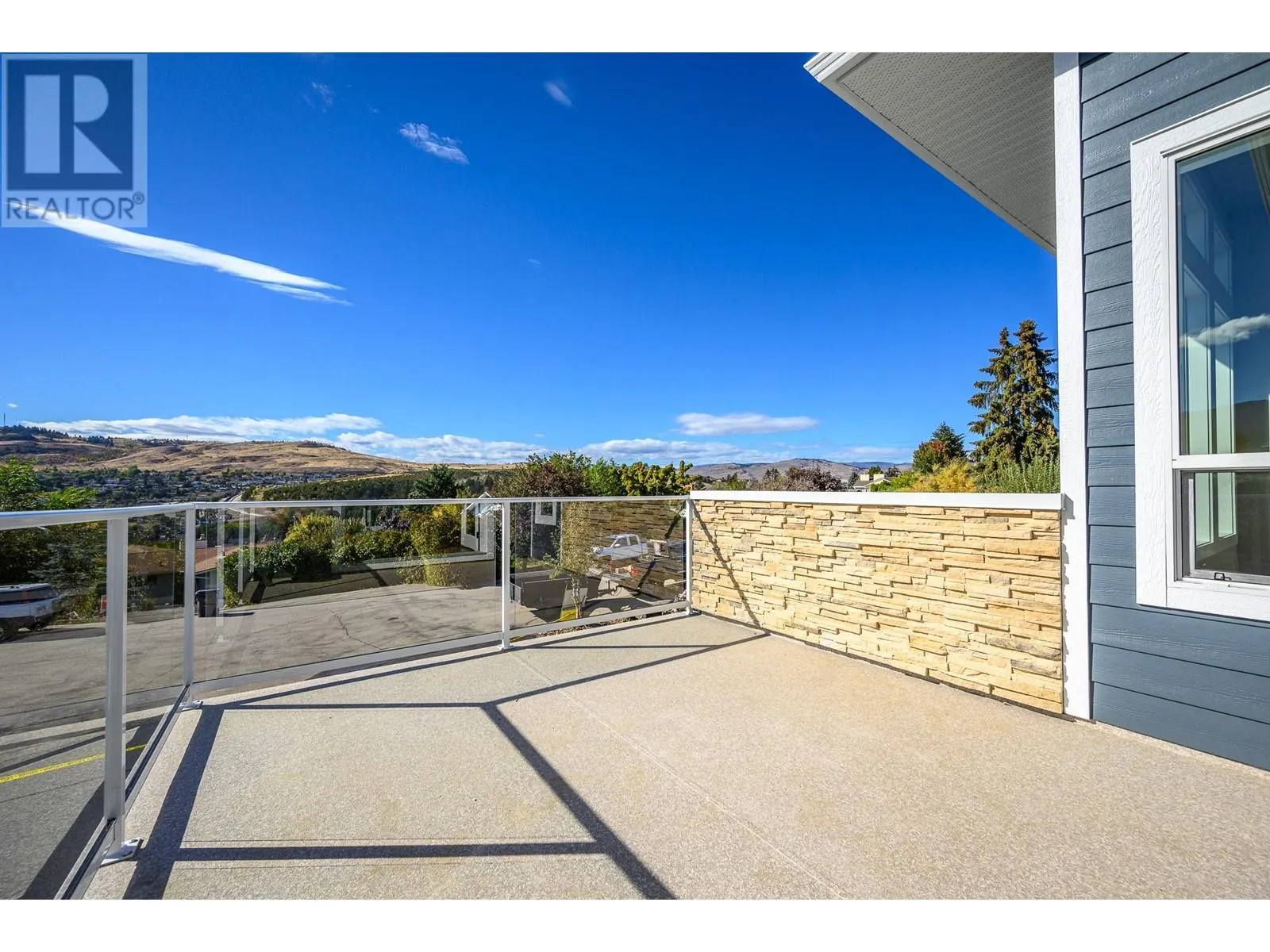 8909 Cherry Lane