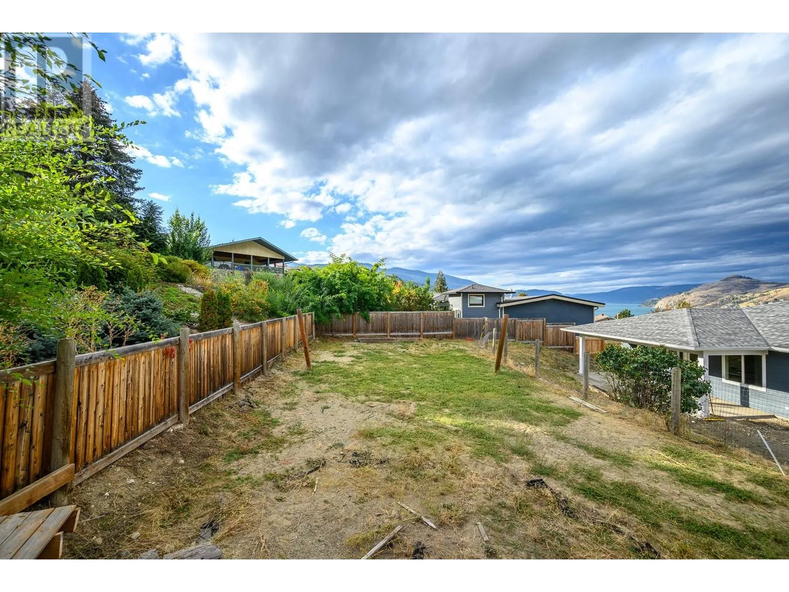 8909 Cherry Lane