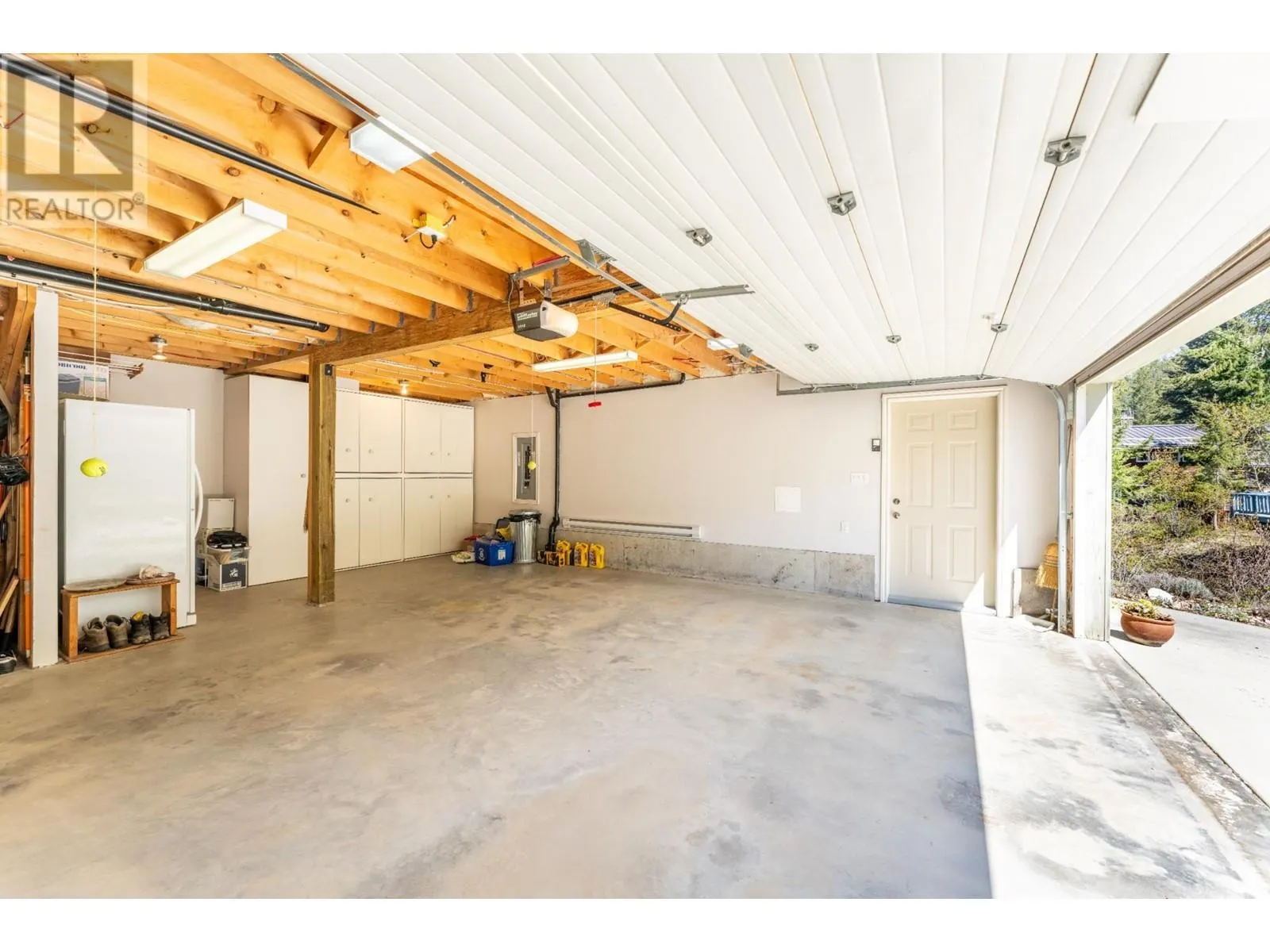 14533 SMITH Road