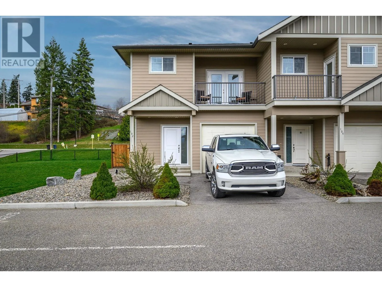 173 Salmon Arm Drive Unit# 102