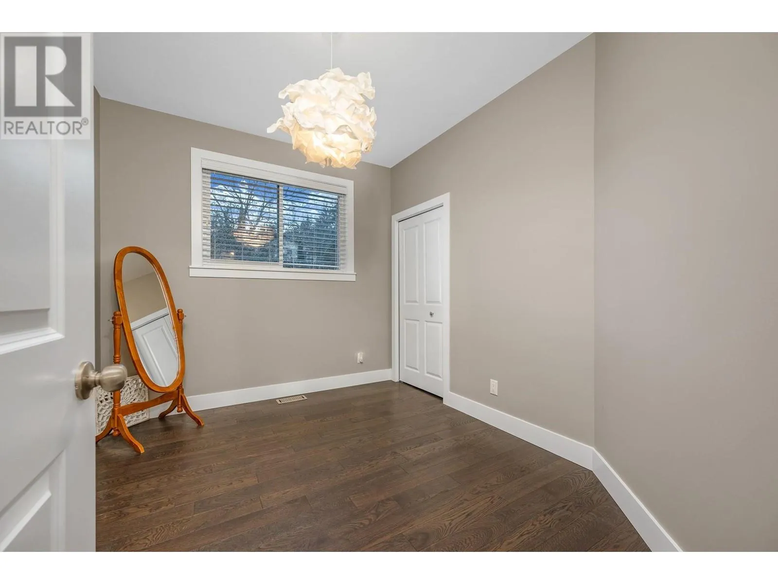 173 Salmon Arm Drive Unit# 102