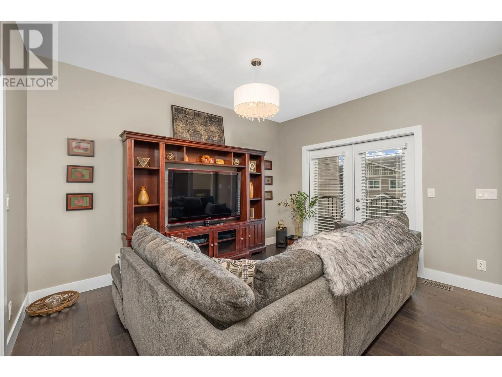 173 Salmon Arm Drive Unit# 102