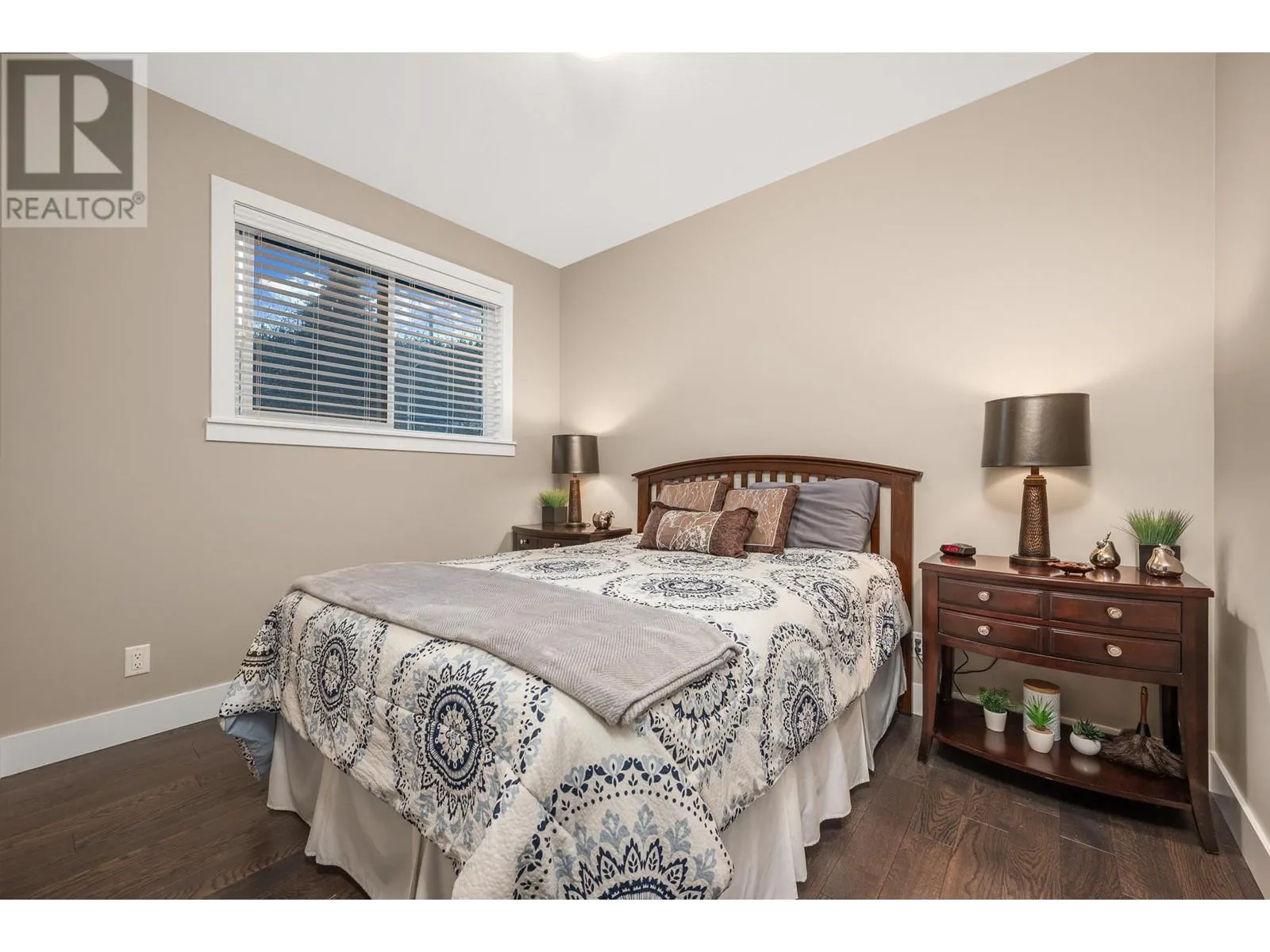 173 Salmon Arm Drive Unit# 102
