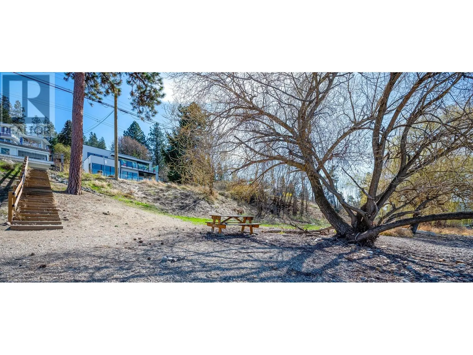 11537 Okanagan Centre Road W