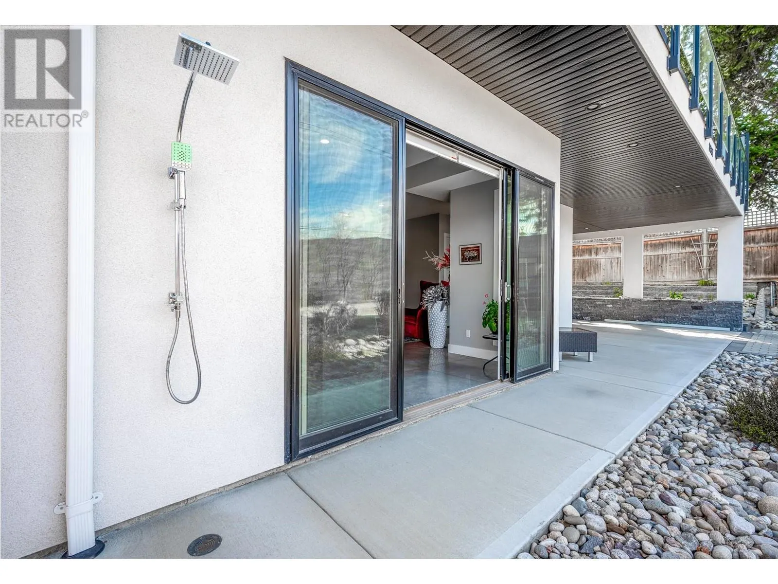 11537 Okanagan Centre Road W