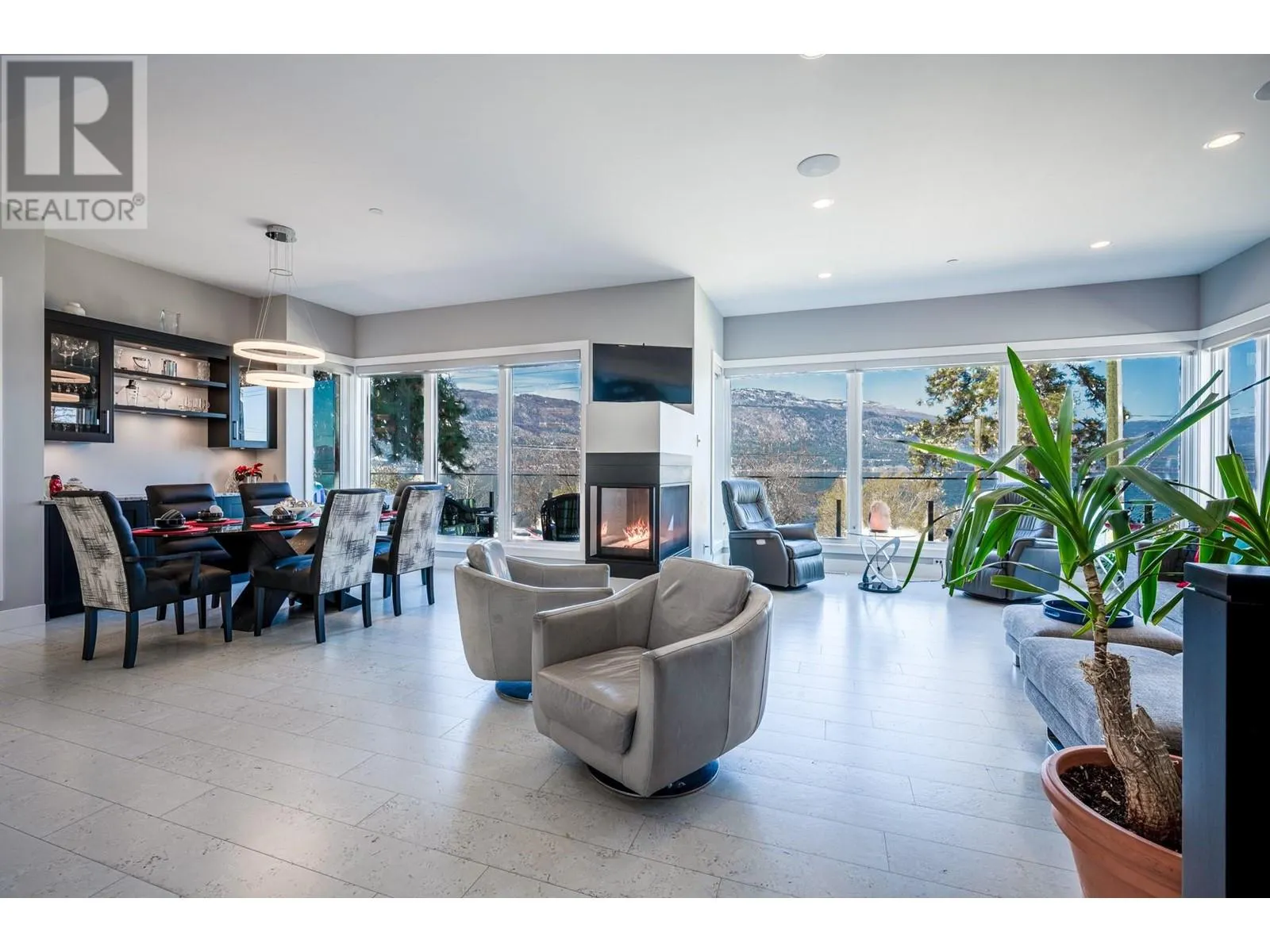 11537 Okanagan Centre Road W