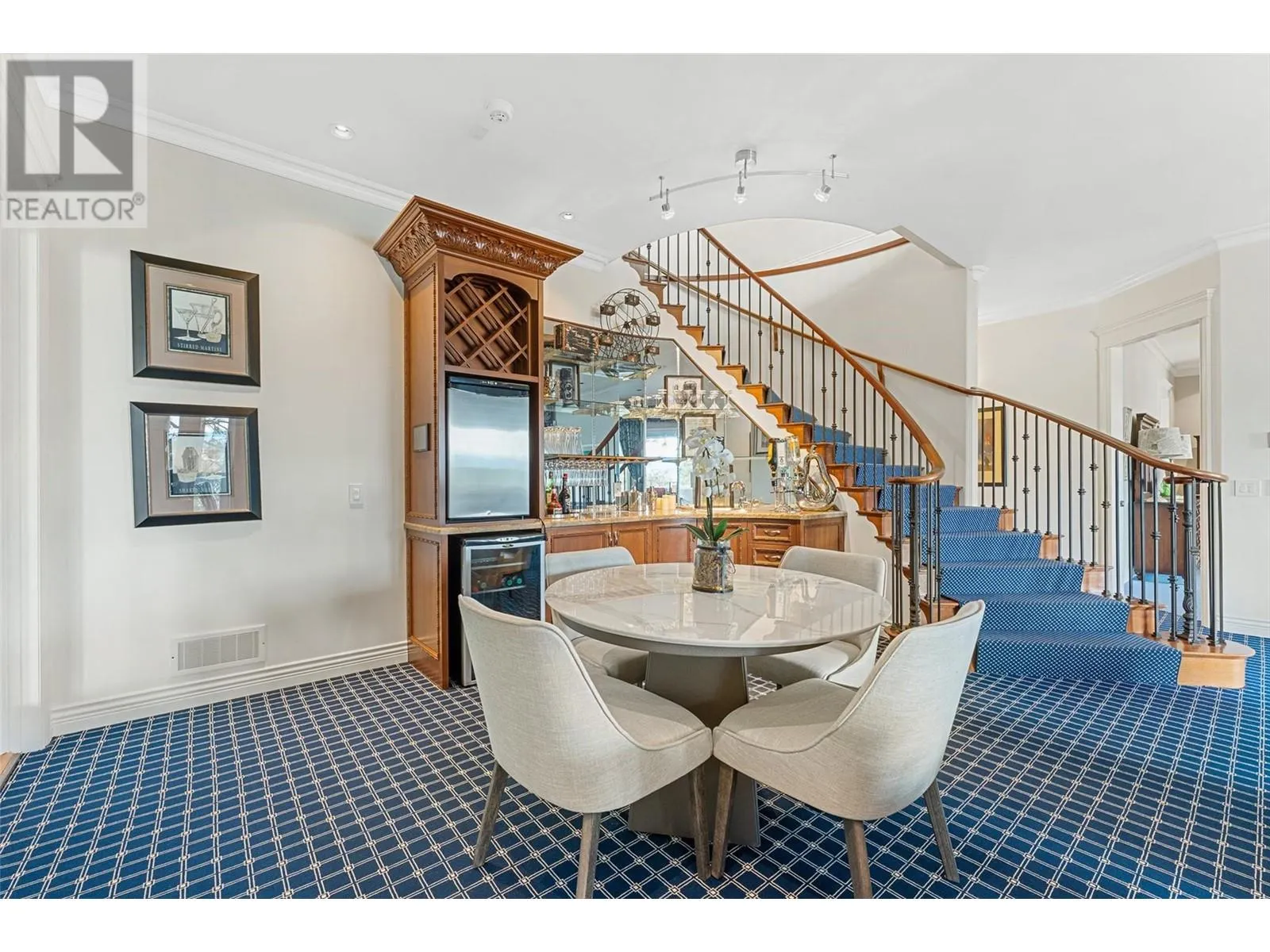 2543 Lucinde Road