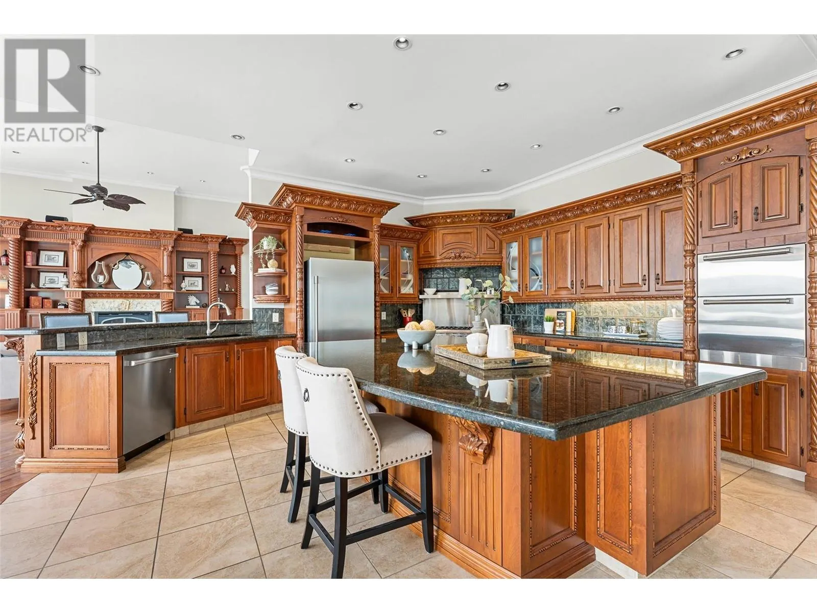 2543 Lucinde Road
