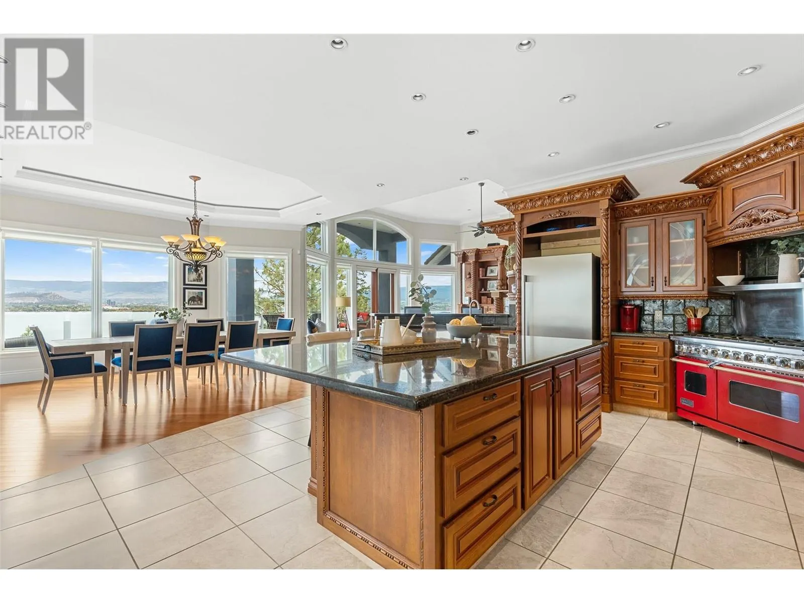 2543 Lucinde Road