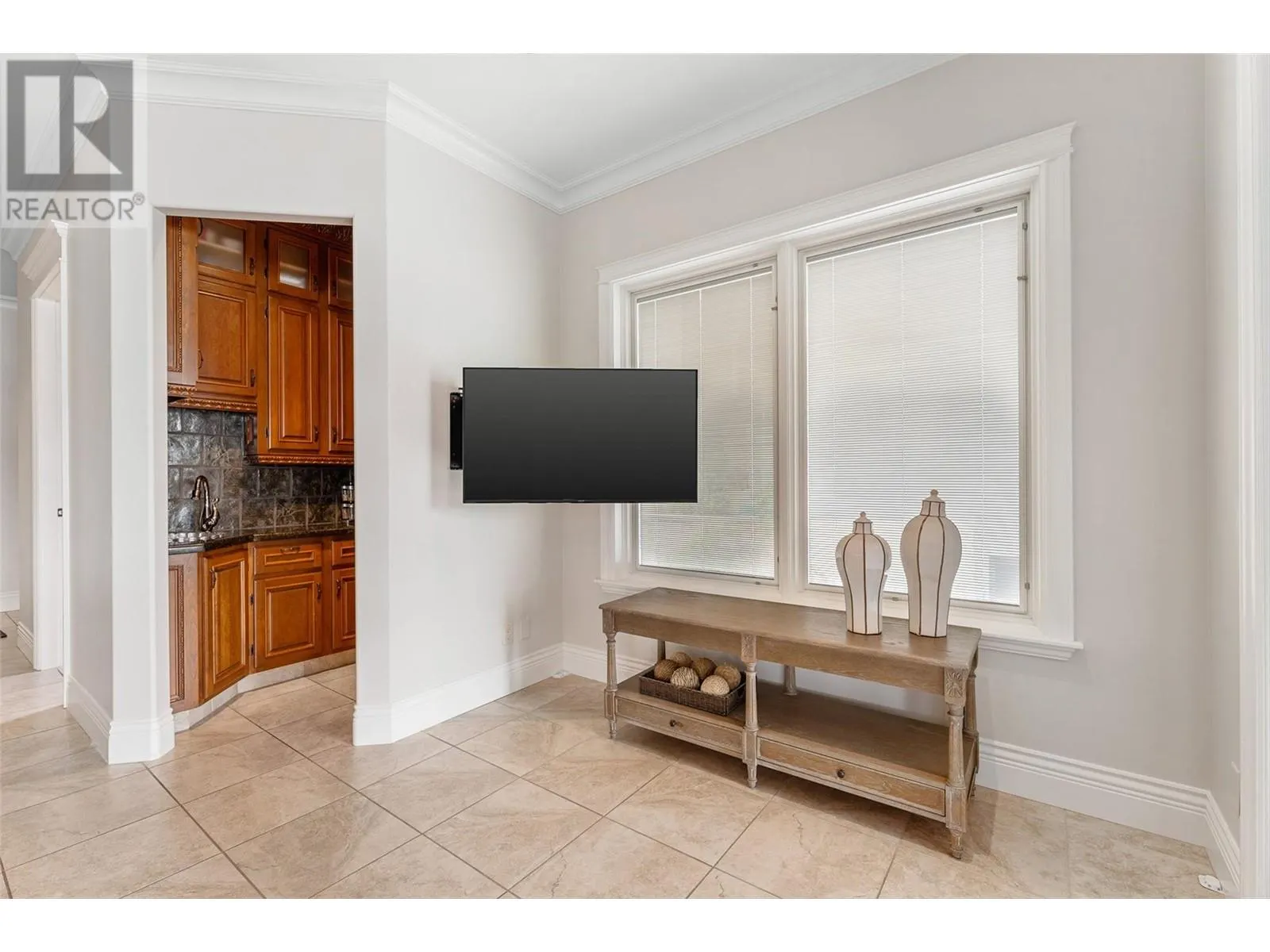 2543 Lucinde Road