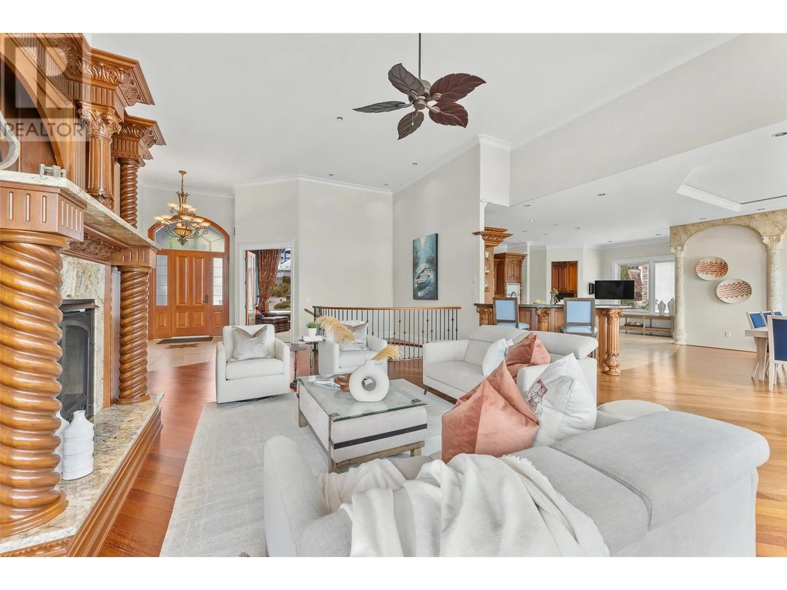 2543 Lucinde Road
