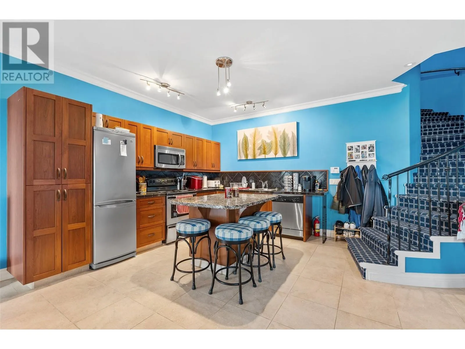 2543 Lucinde Road
