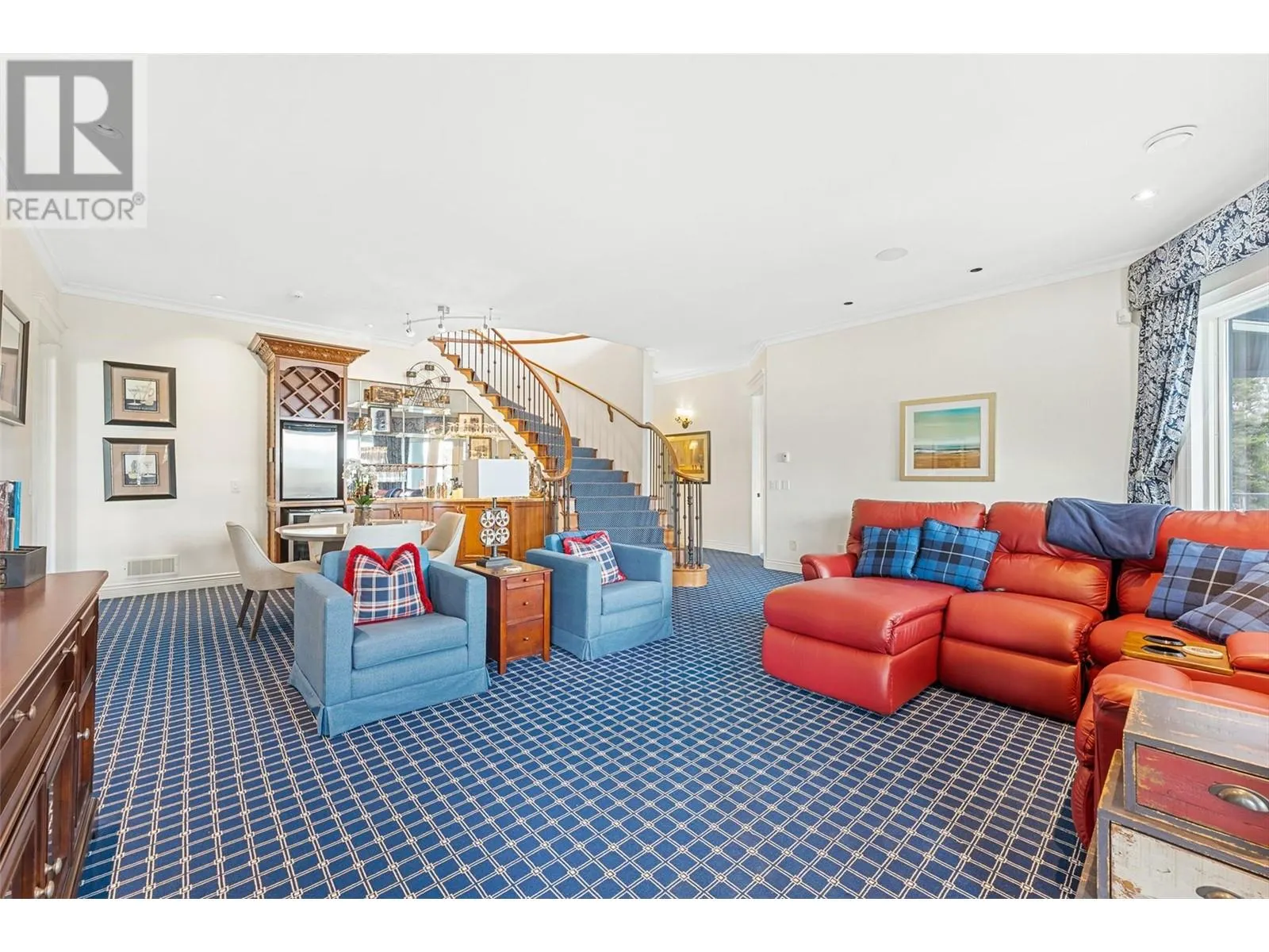 2543 Lucinde Road