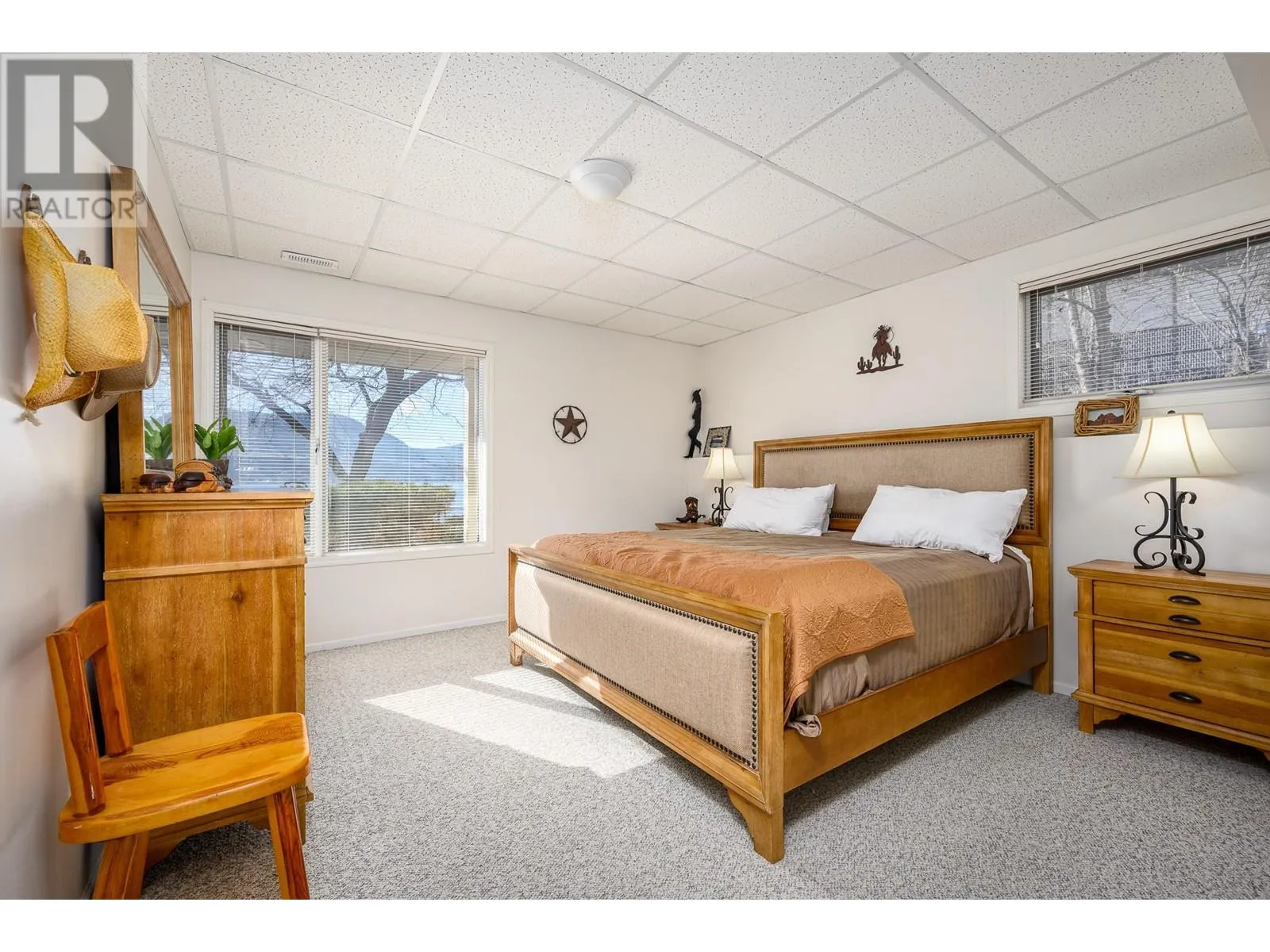 7448 Old Stamp Mill Road