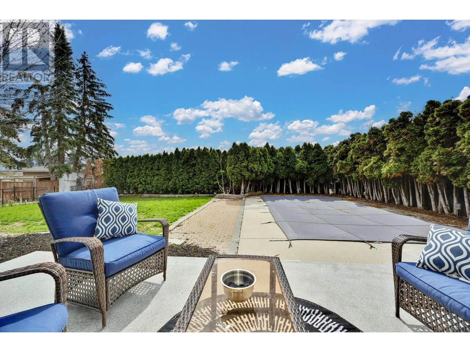 2545 Crestview Road