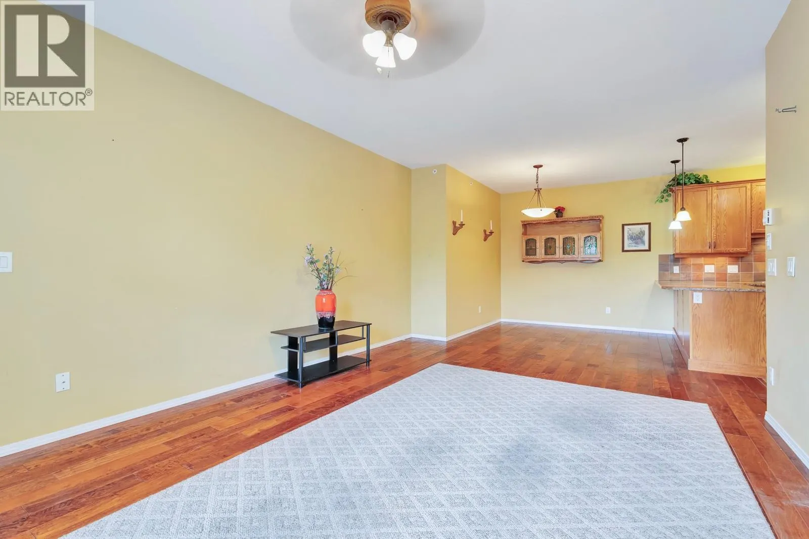 250 Hollywood Road S Unit# 415