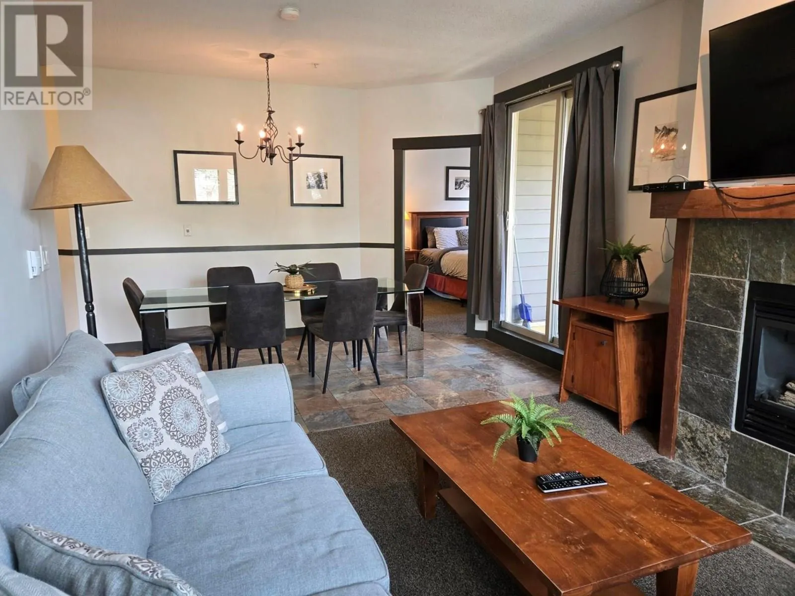2070 SUMMIT Drive Unit# 201A & 201B