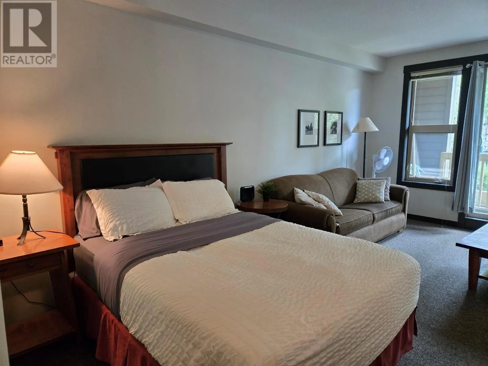 2070 SUMMIT Drive Unit# 201A & 201B