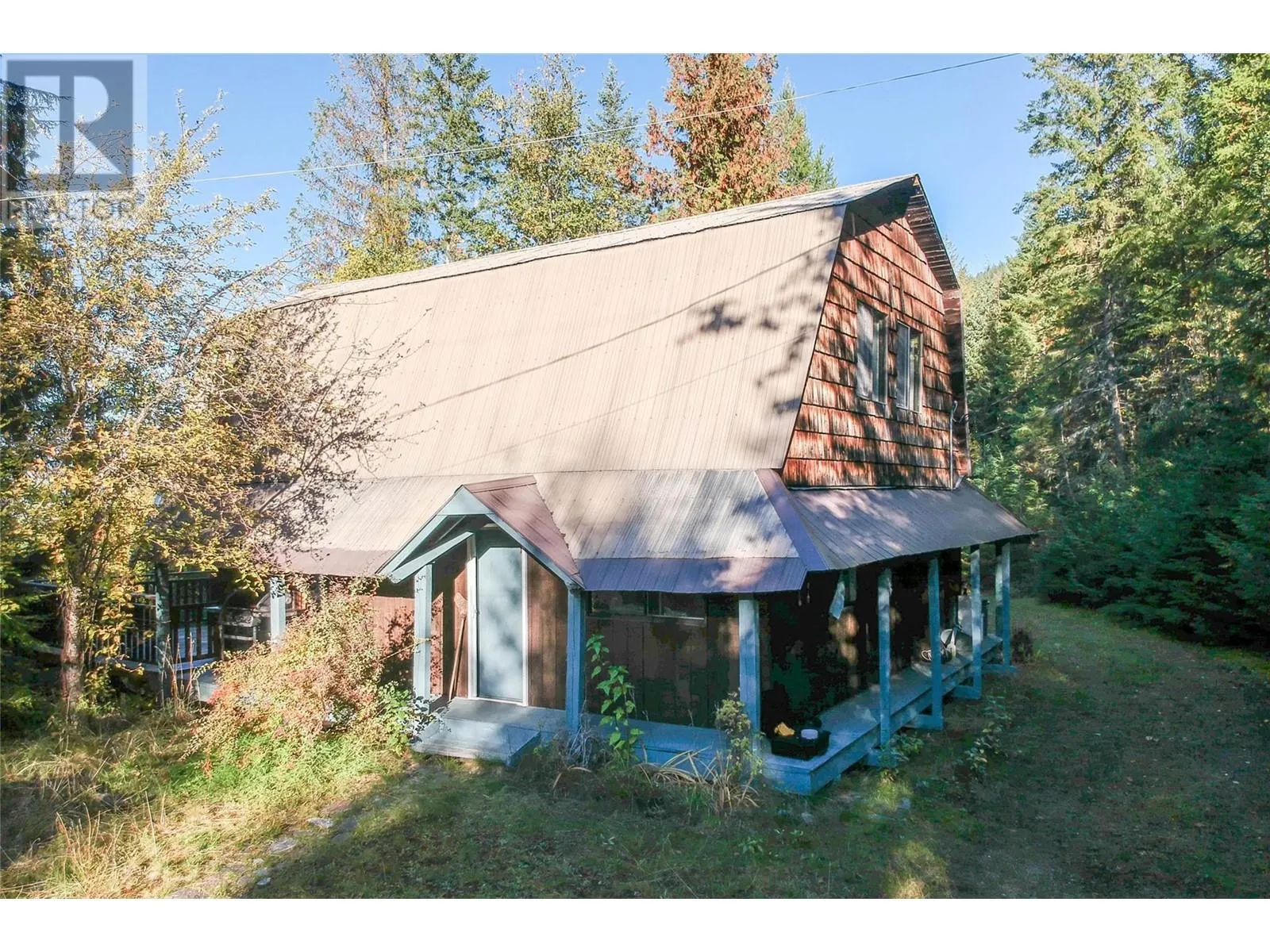3217 Lumby Mabel Lake Road