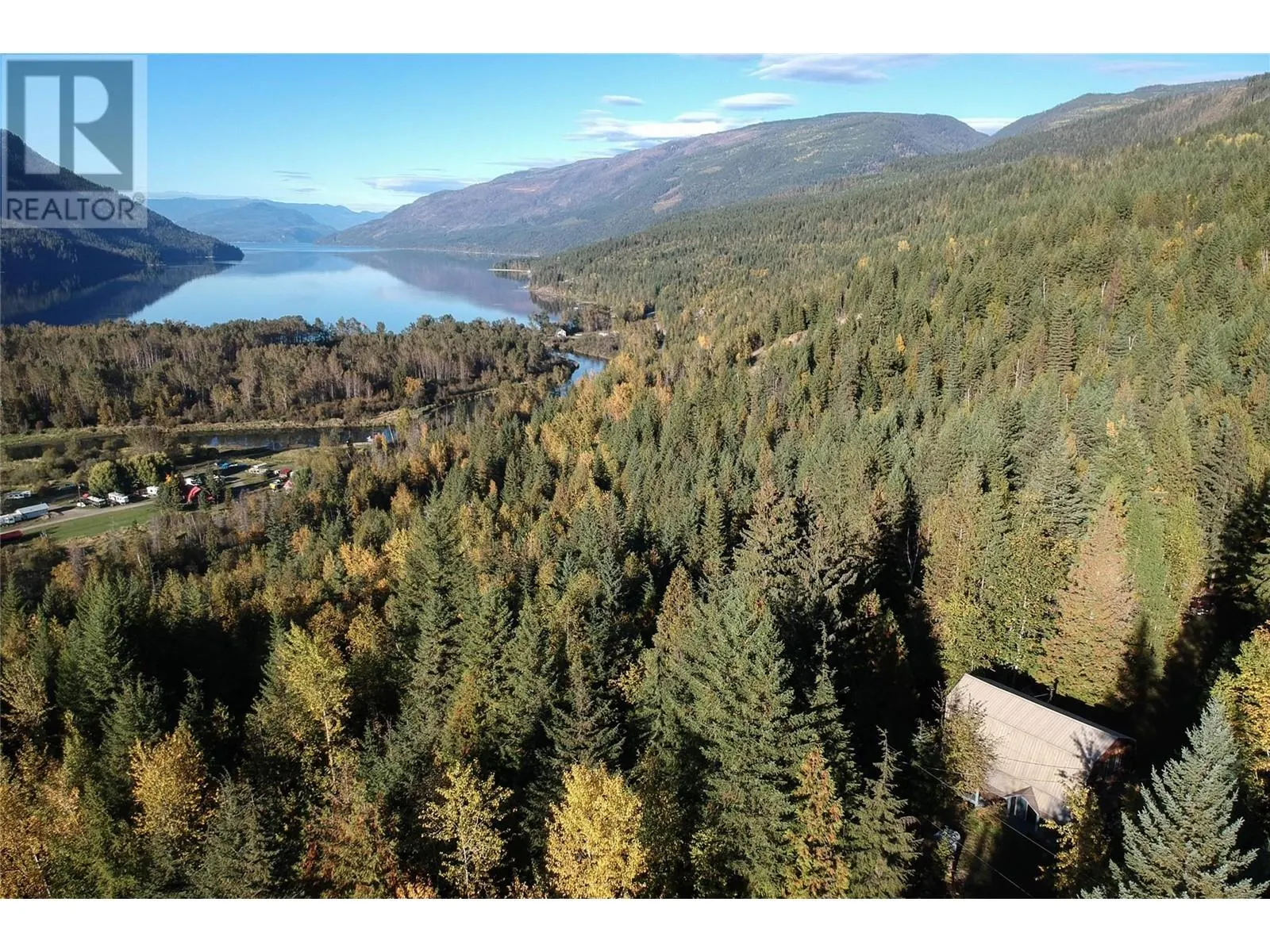 3217 Lumby Mabel Lake Road