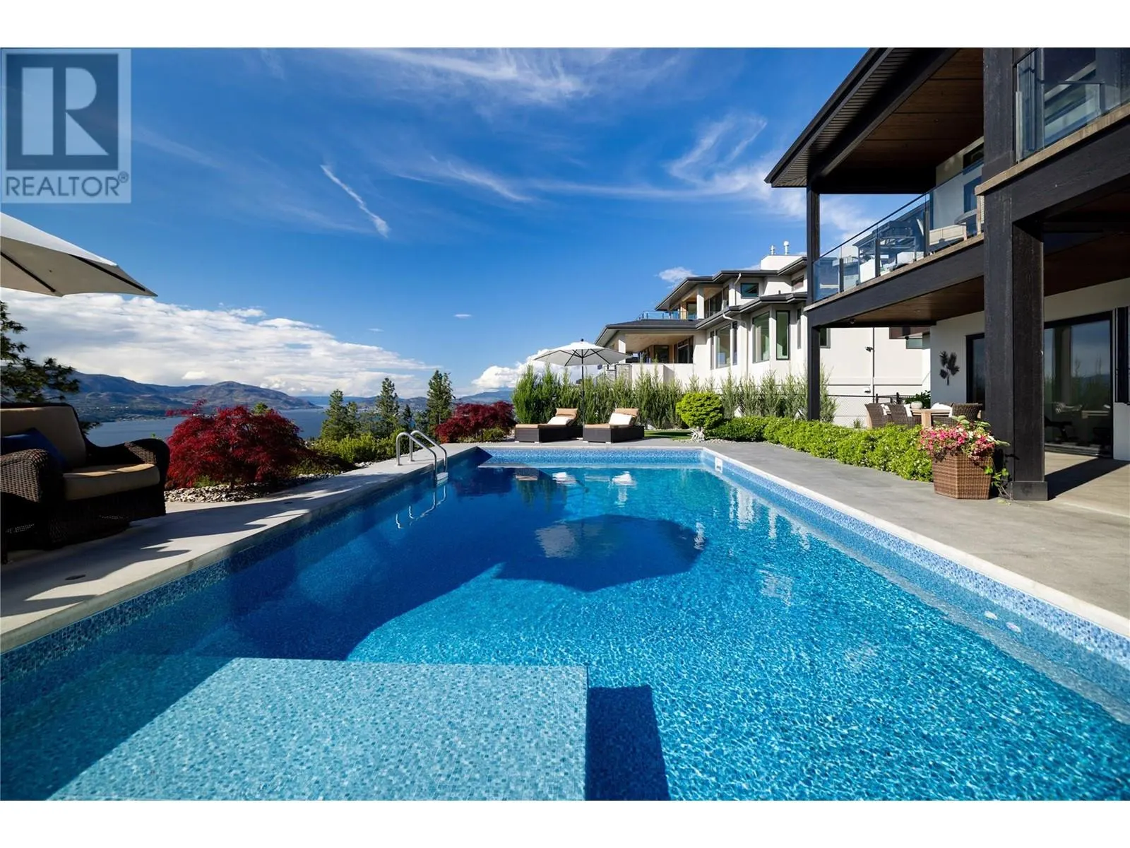 5650 The Edge Place Unit# 111