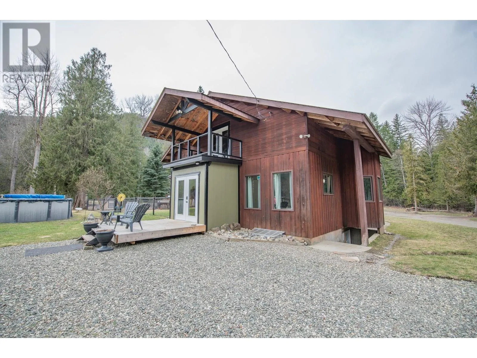 1416 Creighton Valley Road