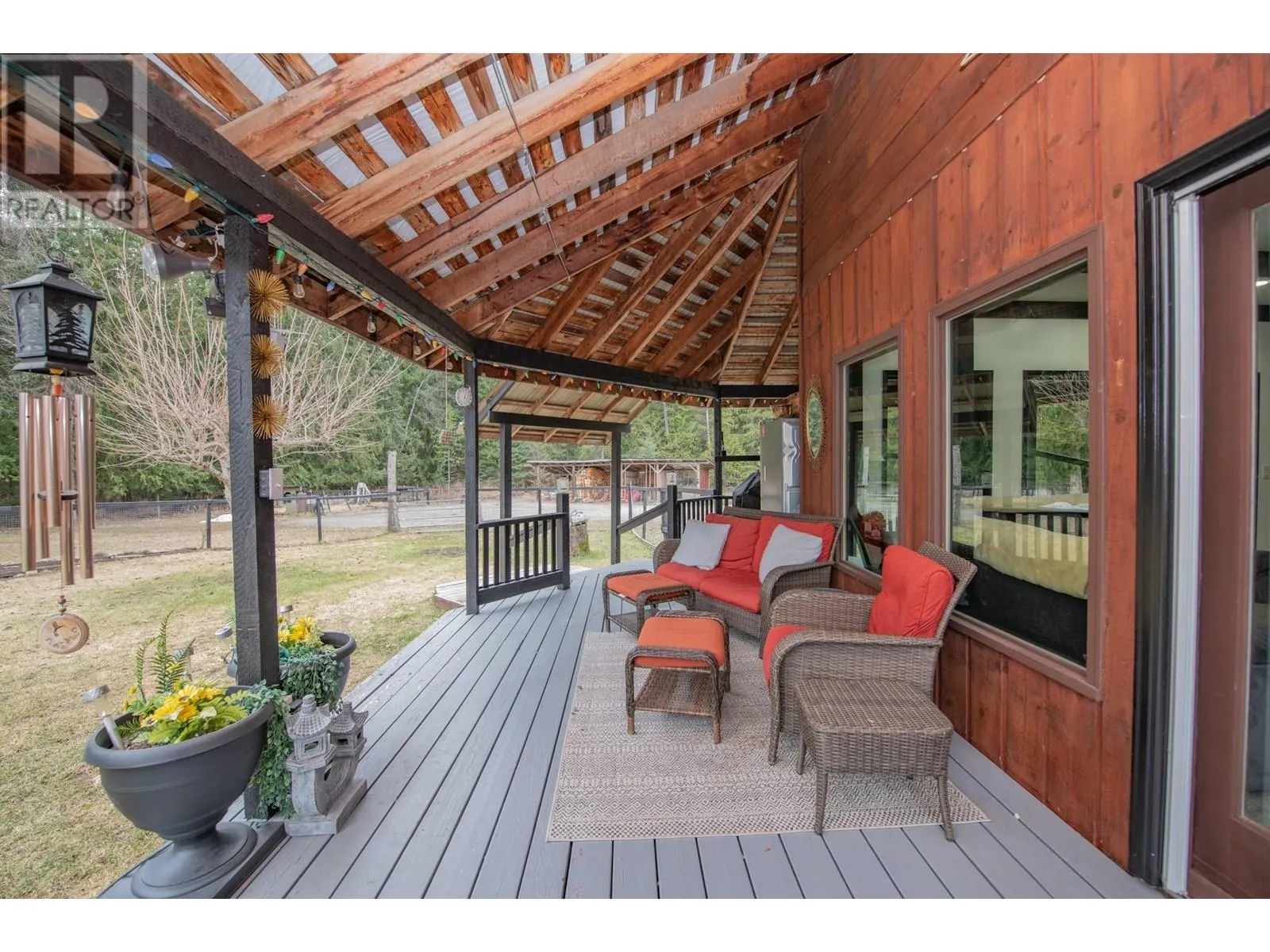 1416 Creighton Valley Road
