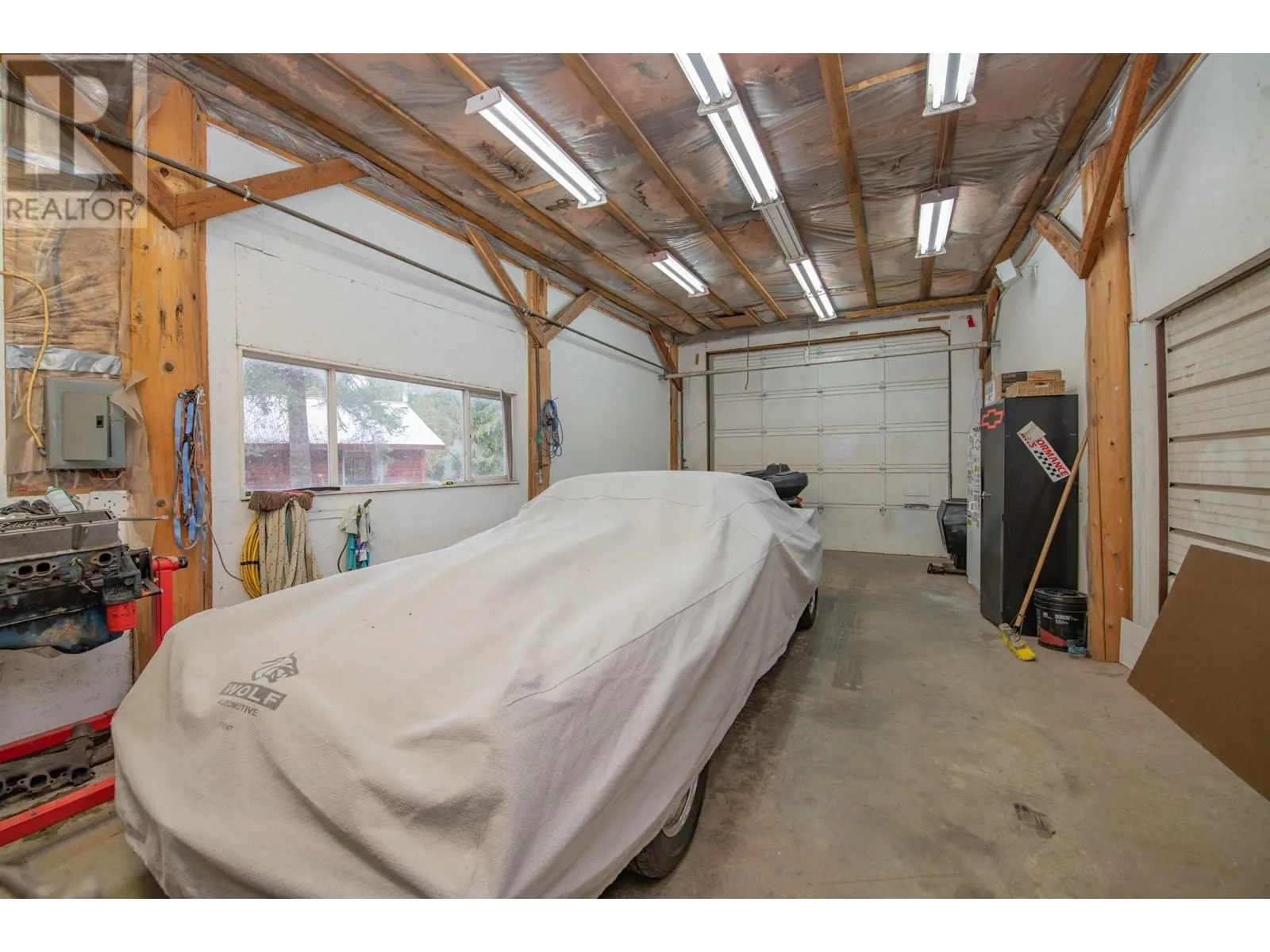 1416 Creighton Valley Road