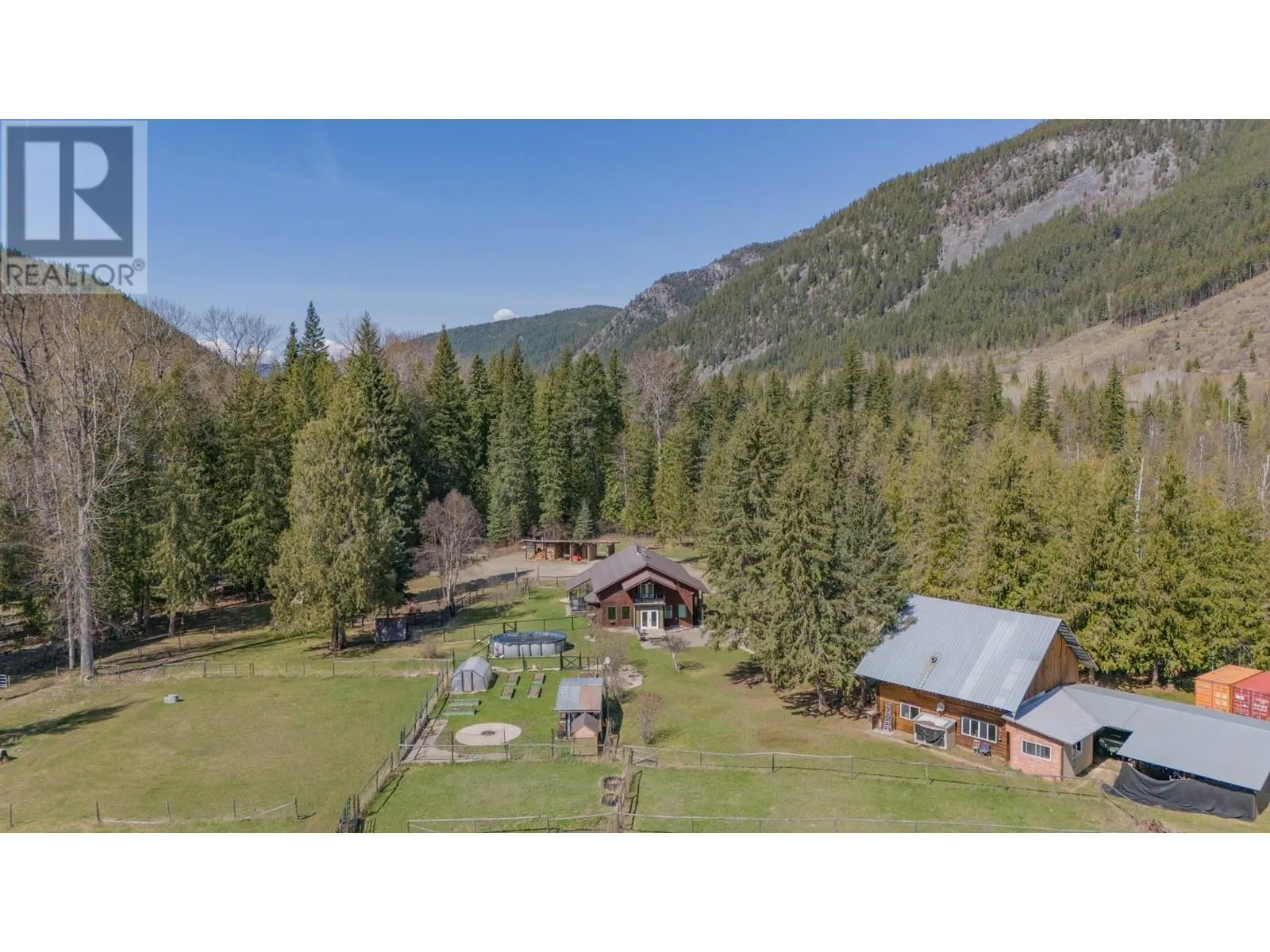 1416 Creighton Valley Road