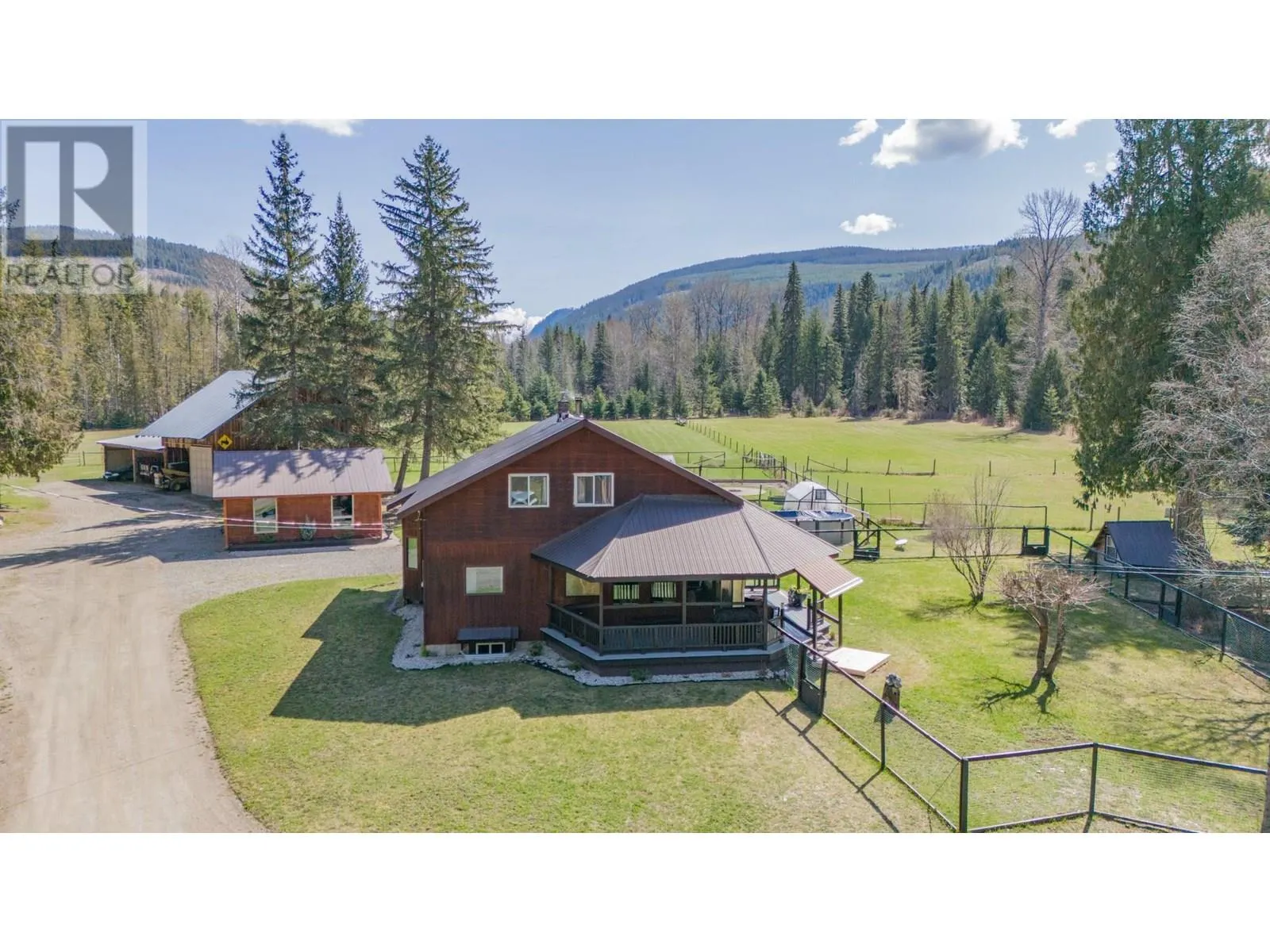 1416 Creighton Valley Road